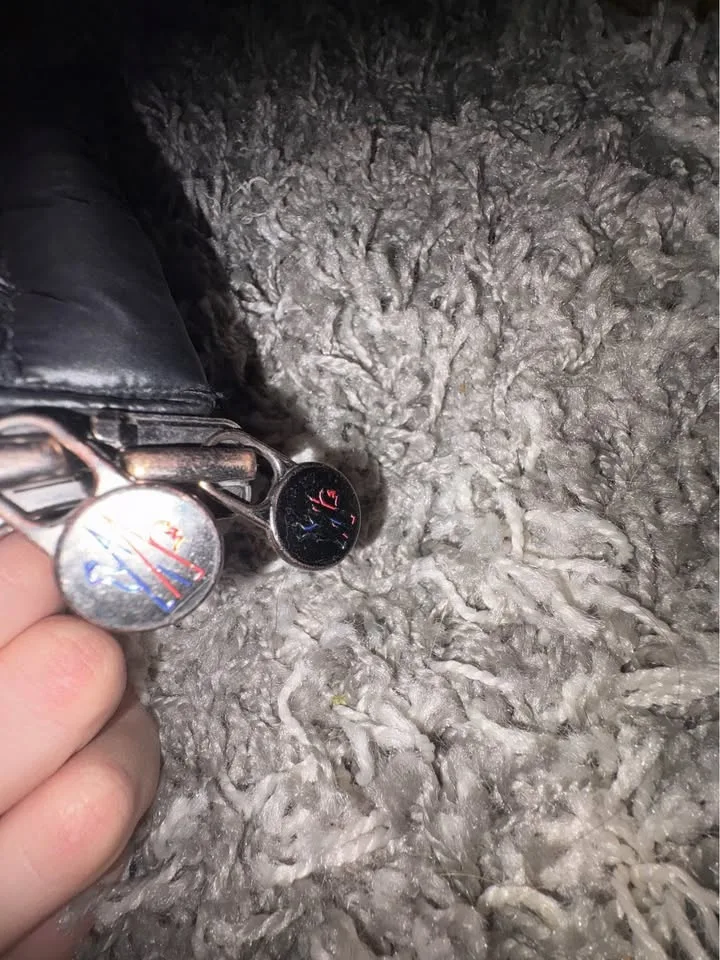 Moncler maya size 2 image indicator(3)