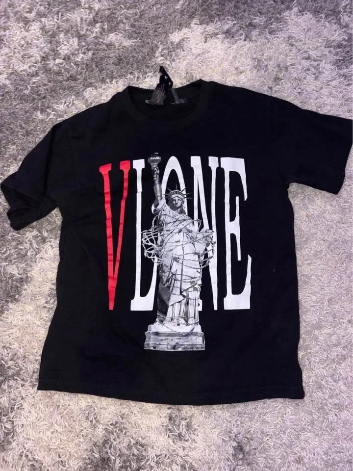 Vlone image indicator(2)