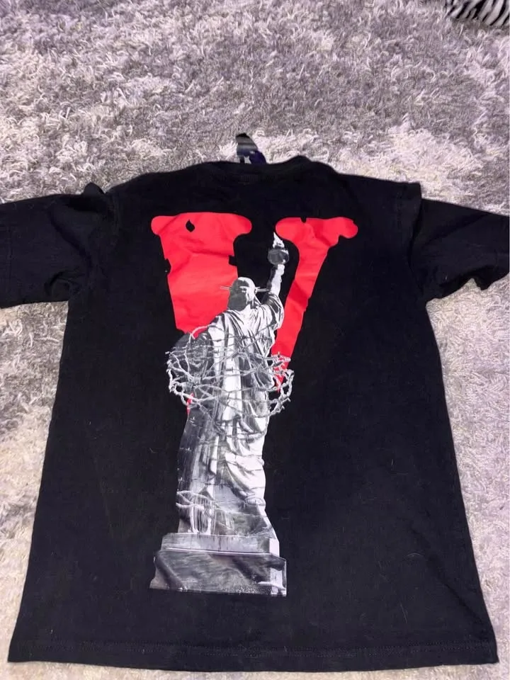 Vlone image indicator(4)