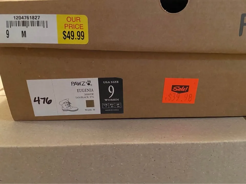 Women’s Bear Paw Warm Winter Boots, 9M, NIB. #Cleanout image indicator(8)