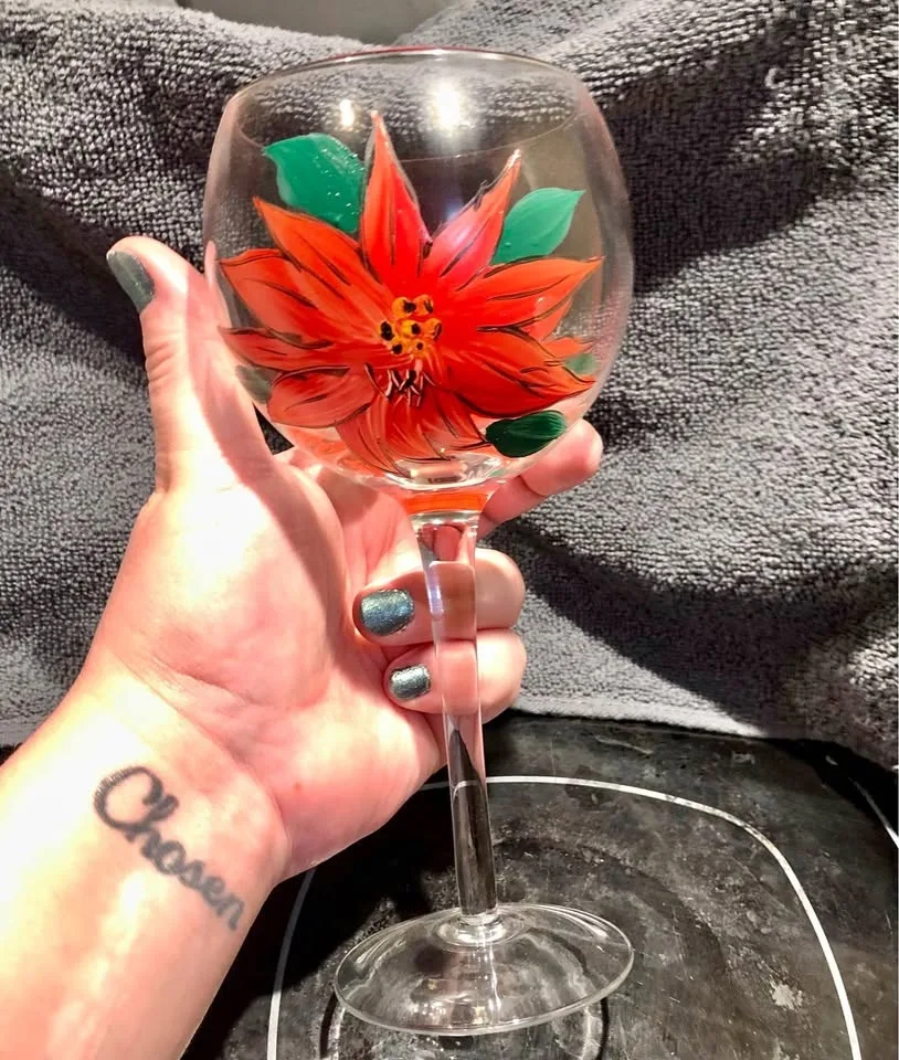 Painted poinsettia wine glass #Cleanout