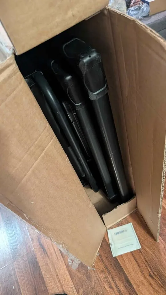 Timber Ridge Zero Gravity Lounger/ recliner image indicator(2)