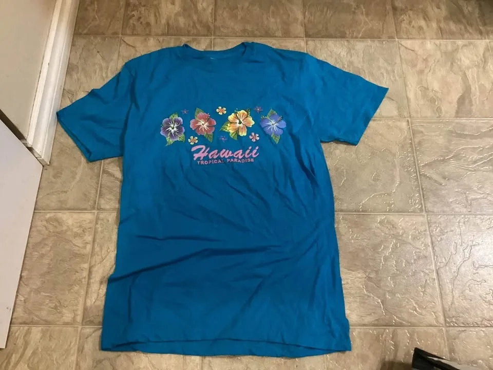 Hawaii shirts image indicator(3)