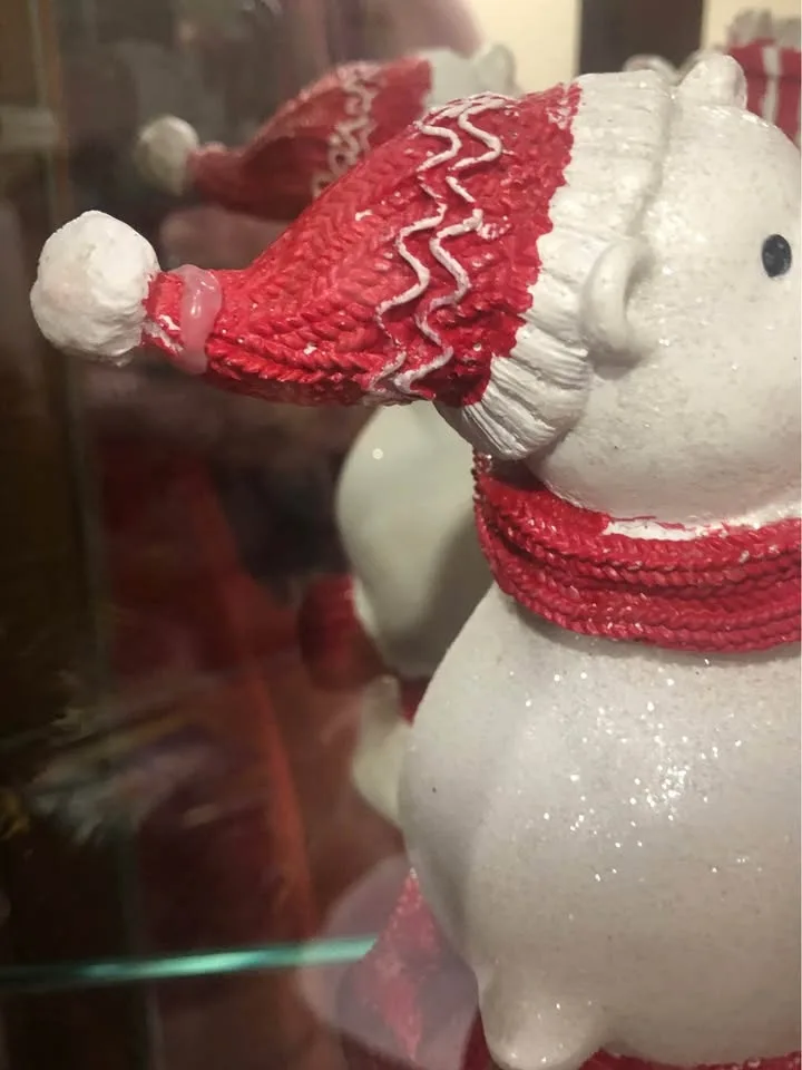 Dancing snowmen figurines #Cleanout image indicator(3)