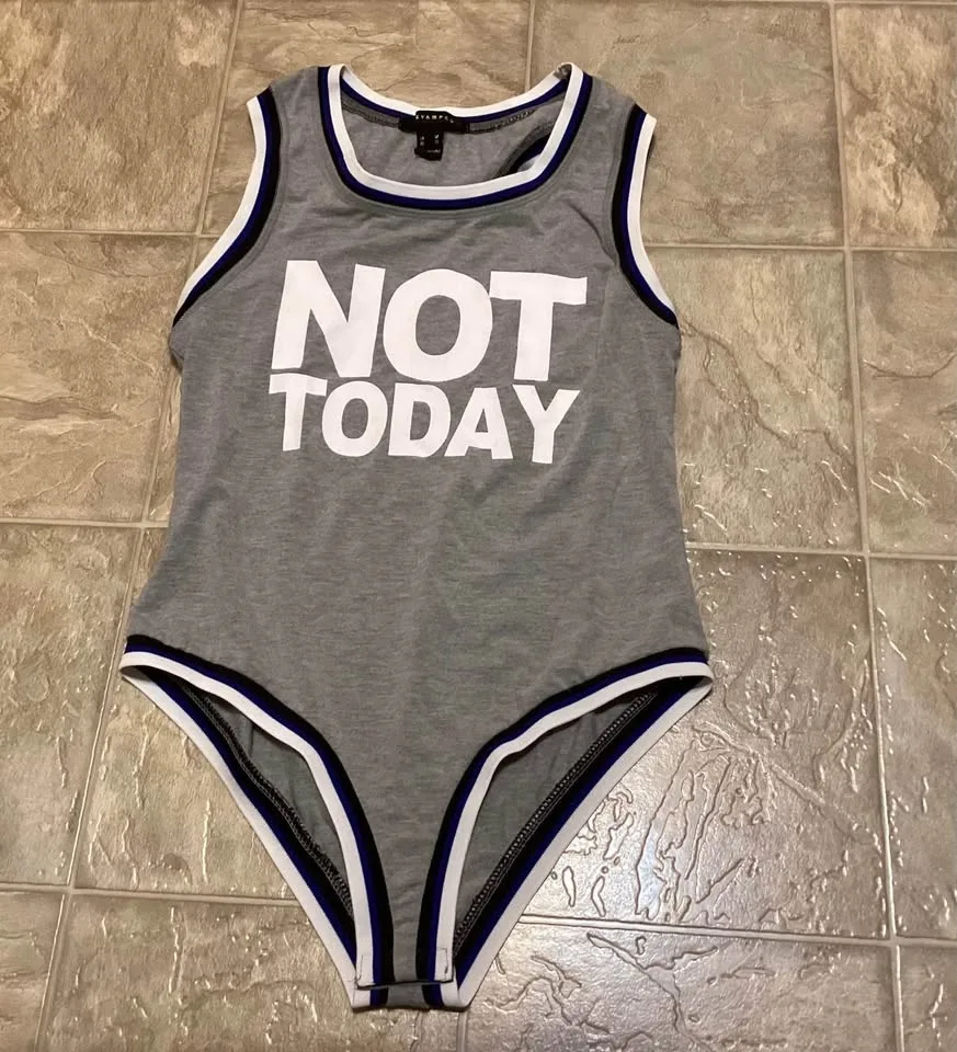 Bathing suits and bodysuit image indicator(4)