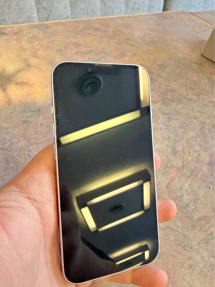 iPhone 14 128GB Light Purple