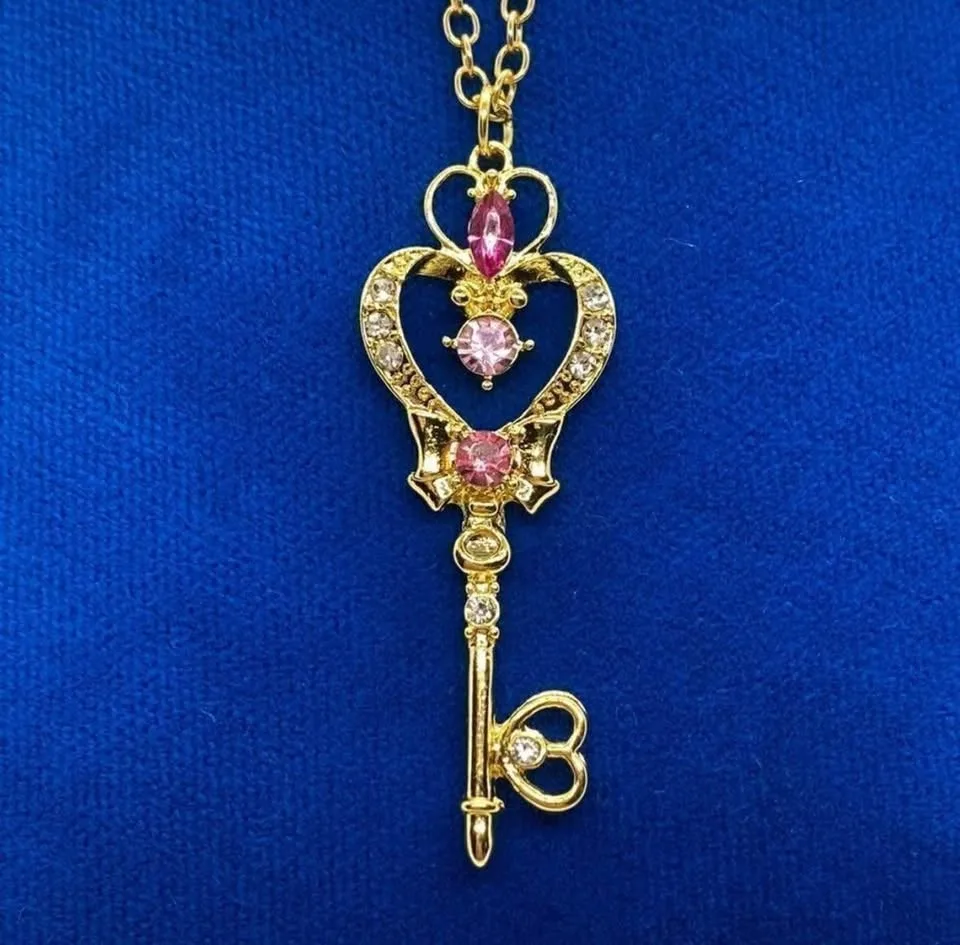 Victorian Style Key Pendant Necklace Pink Crystals Anime image indicator(2)