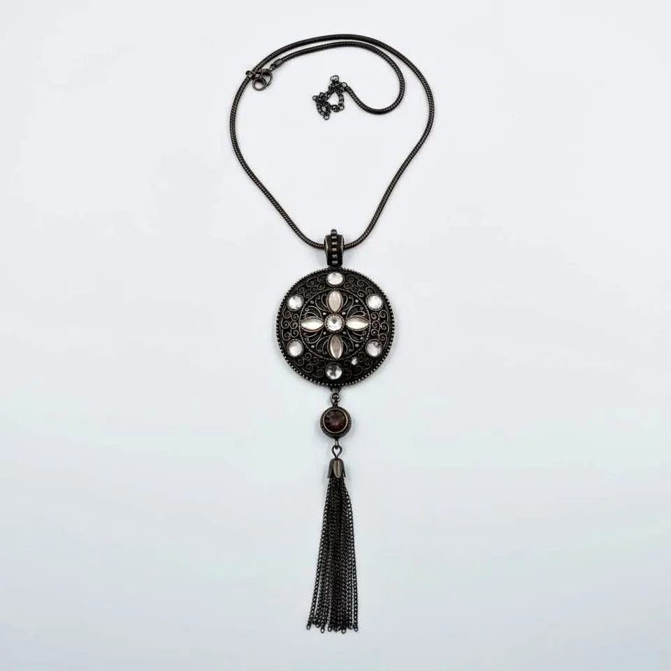 Vintage Signed Avon Necklace