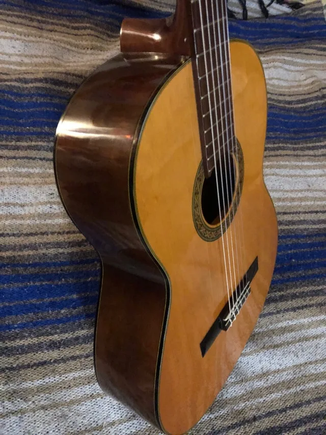 Yamaha G 120 Classical Guitar Vintage Japan image indicator(2)