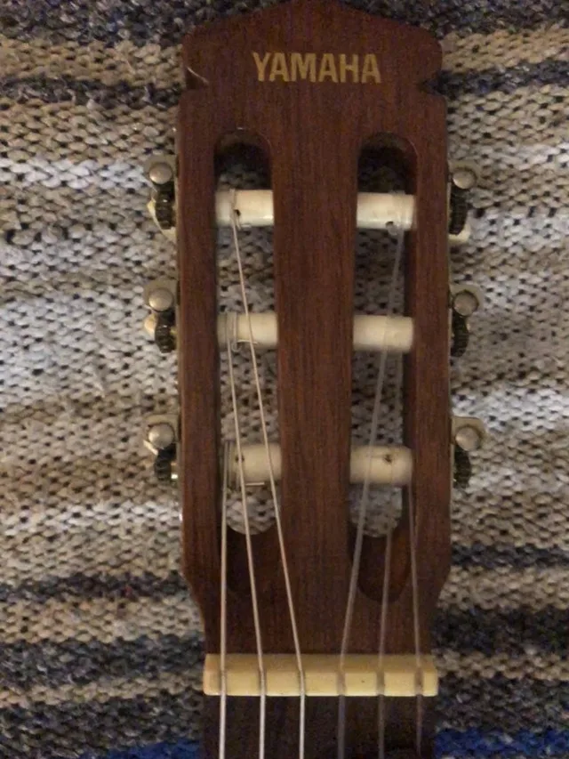 Yamaha G 120 Classical Guitar Vintage Japan image indicator(4)