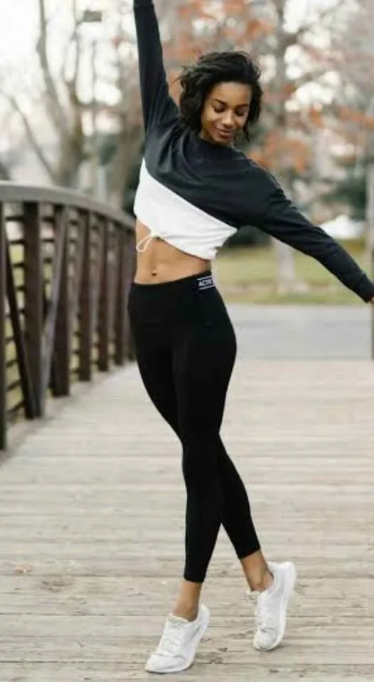 NWT ZYIA BLACK BANDED RENDEZ VOUS leggings 7/8 length...size 8-1 image indicator(4)