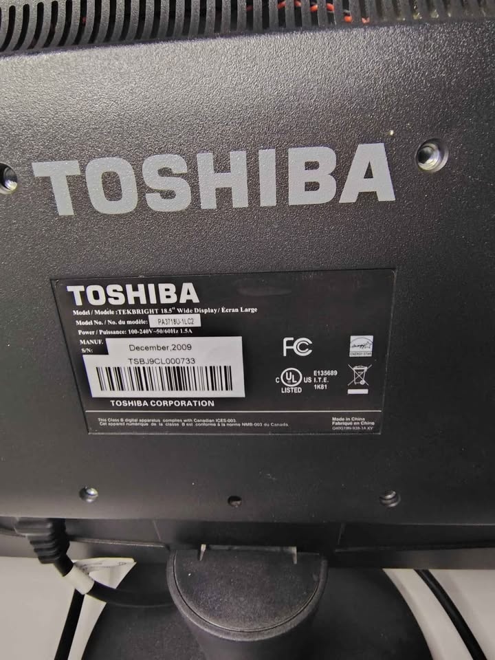 Computer monitor Toshiba older model 18.5" - photo 2