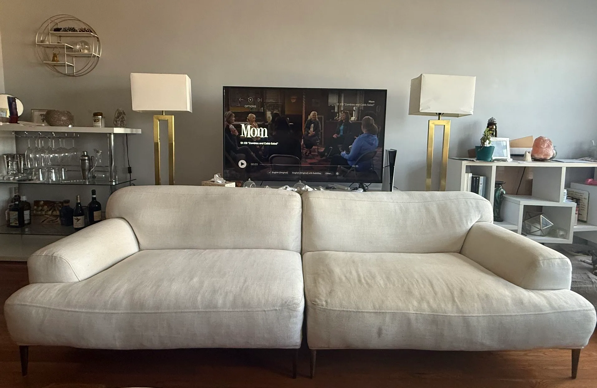 Abisko Quartz White Sofa