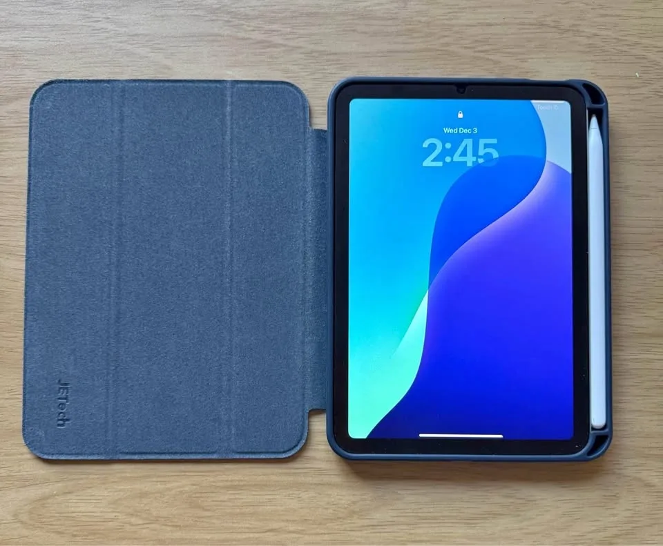 iPad mini A17 pro + pencil pro + paper white cover