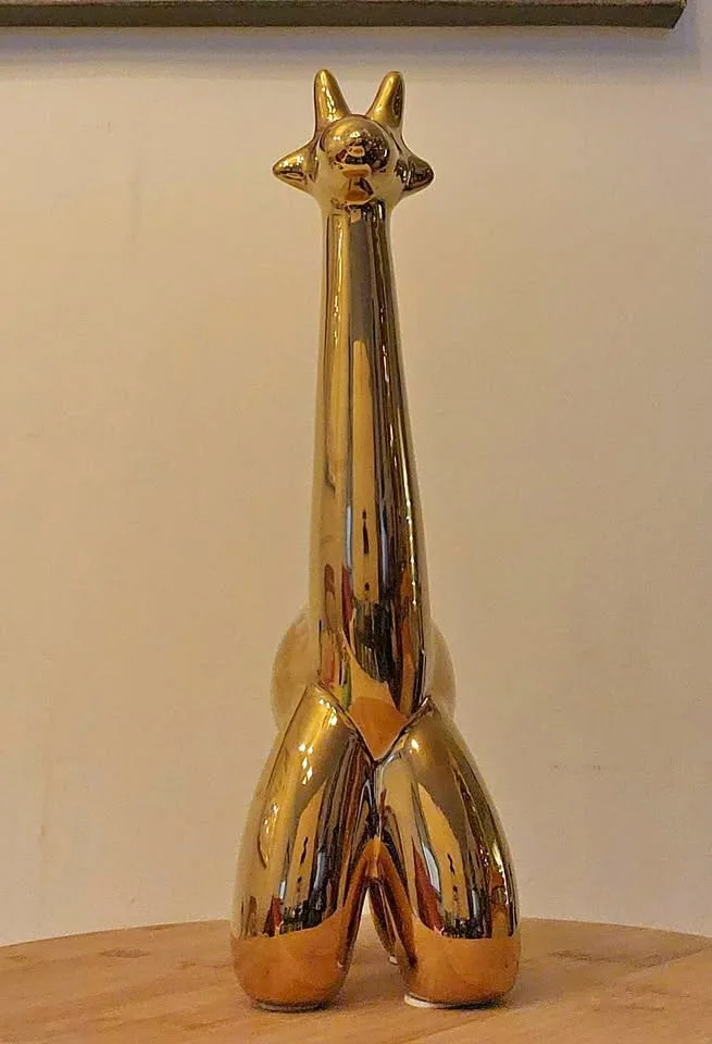 Golden Balloon Shaped Giraffe #cleanout