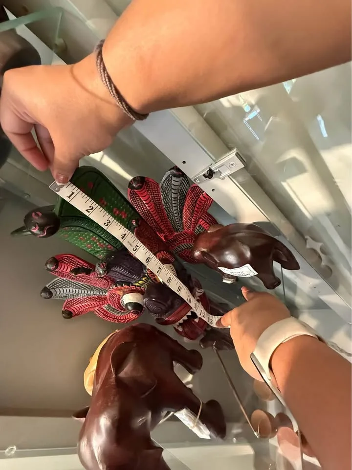 Sri Lankan Wooden Mask image indicator(2)