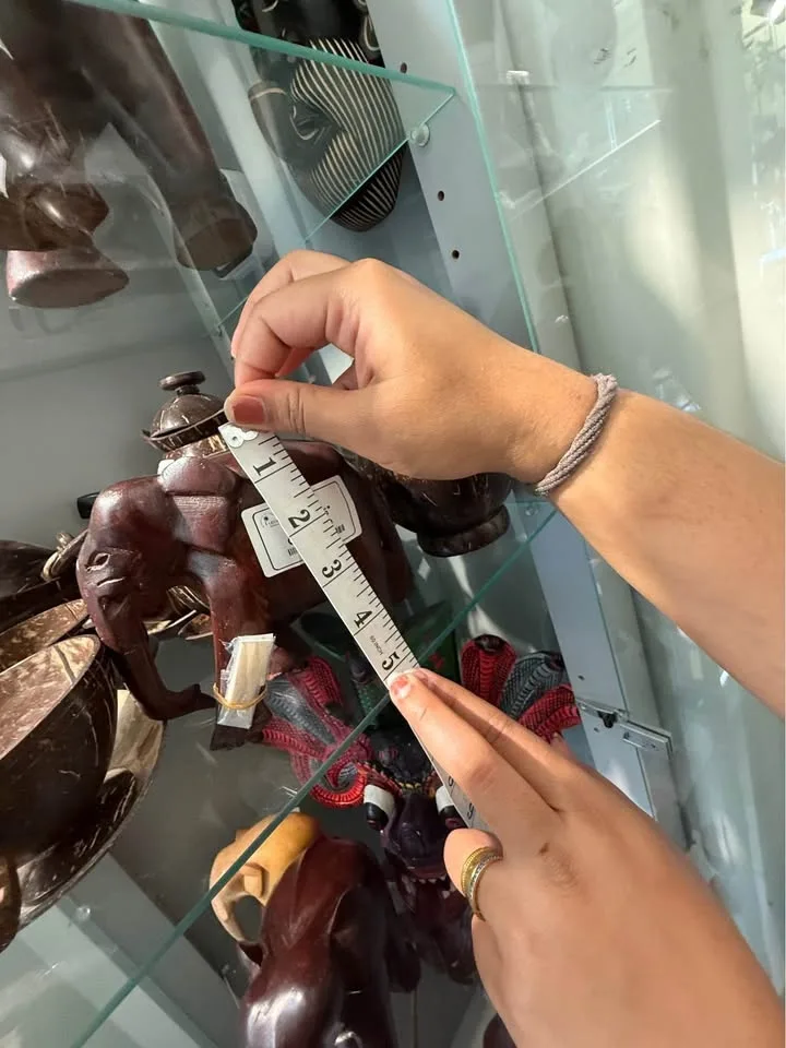 Wooden elephant image indicator(6)