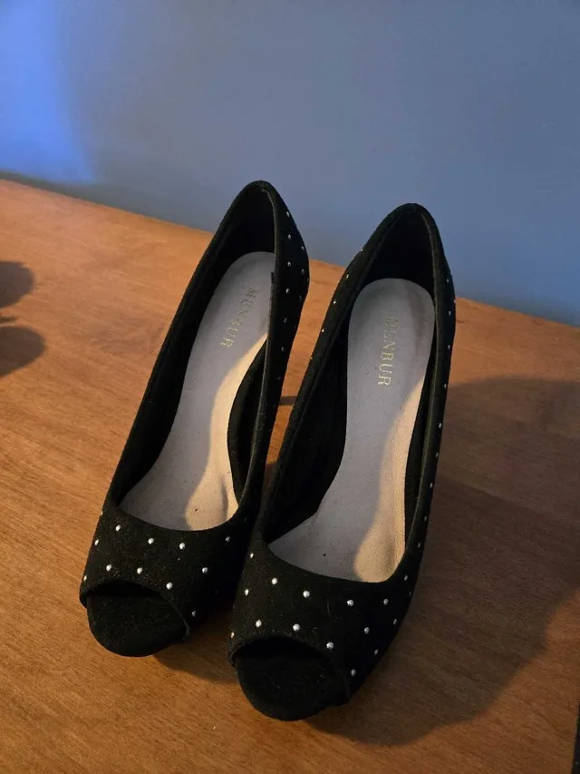 Menbur Heels - Size 36