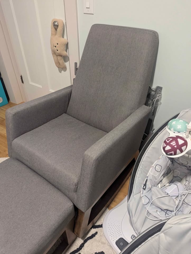 Yashiya Mid-Century Rocking Chair and Ottoman Set - photo 4
