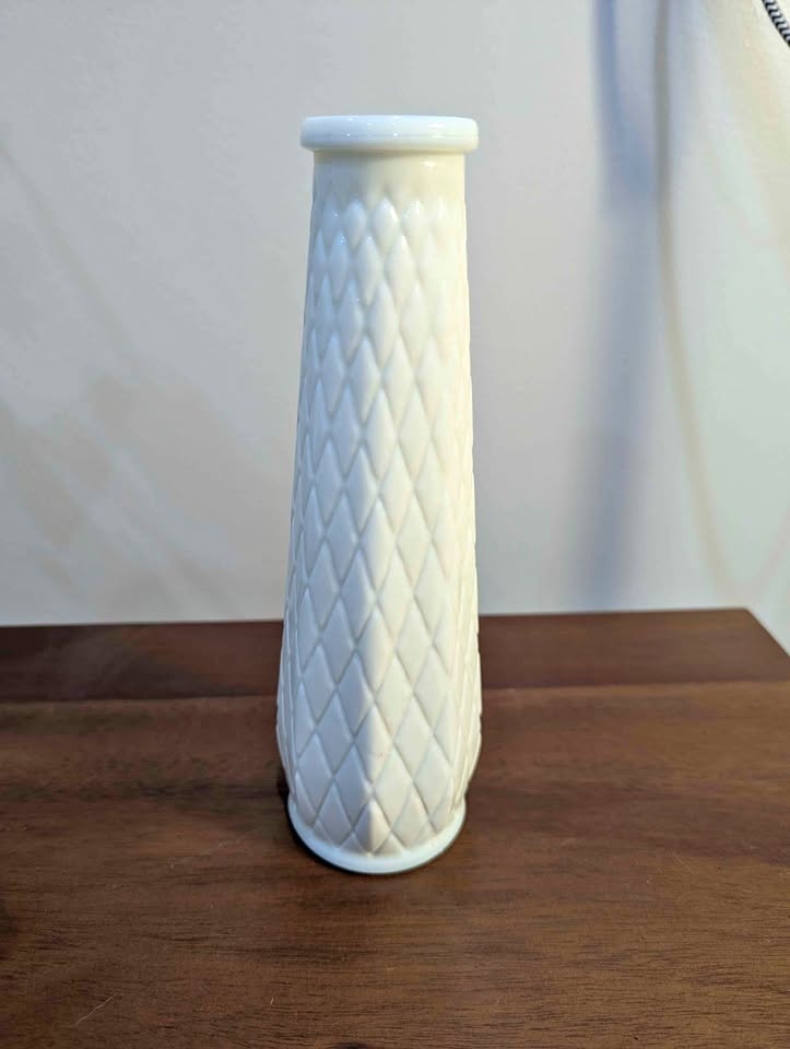 9-Mid century modern quilted milkglass bud vases #cleanout