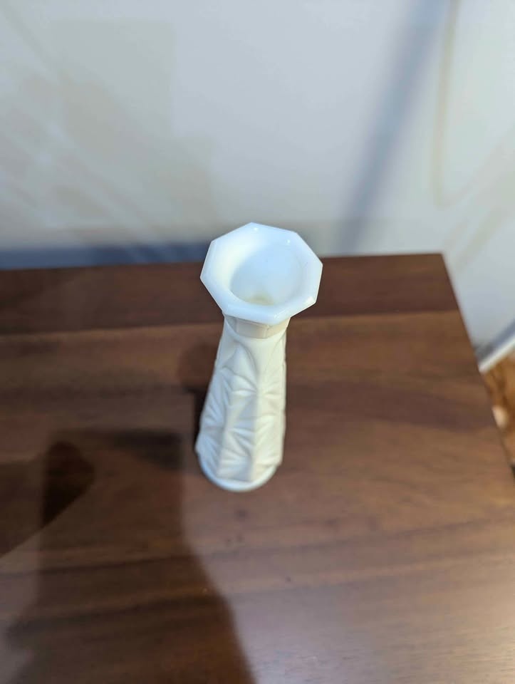9- Mid Century modern starburst milk glass bud vases #cleanout - photo 2