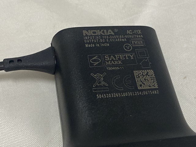 Small Pin charger Original NOKIA old type mobile phone - photo 2