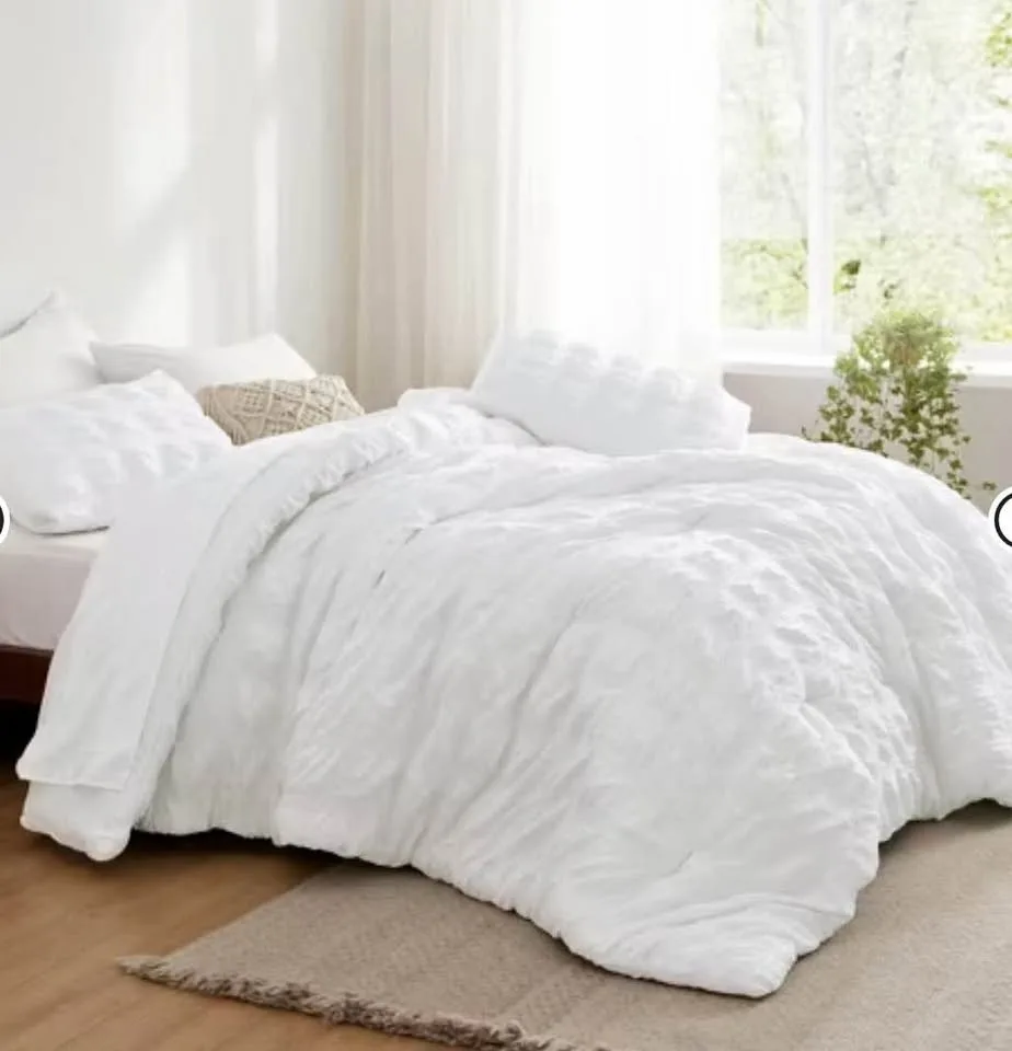 Full 7 piece, comforter set