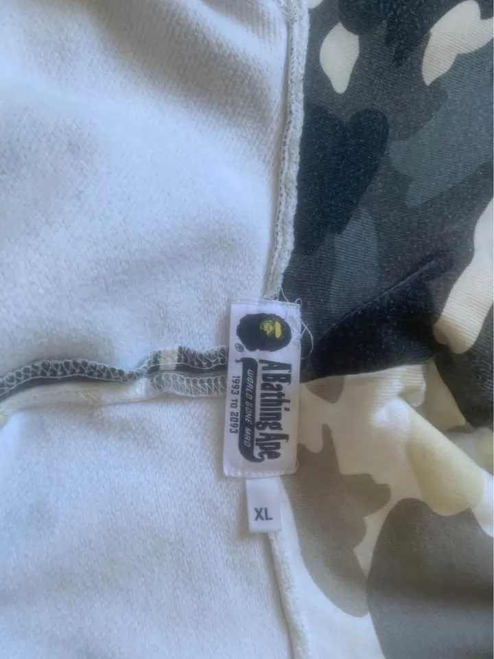 Black and white bape hoodie image indicator(3)