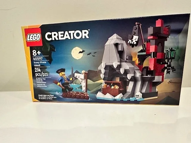 Lego 40597 Scary Pirate Island - BNIB