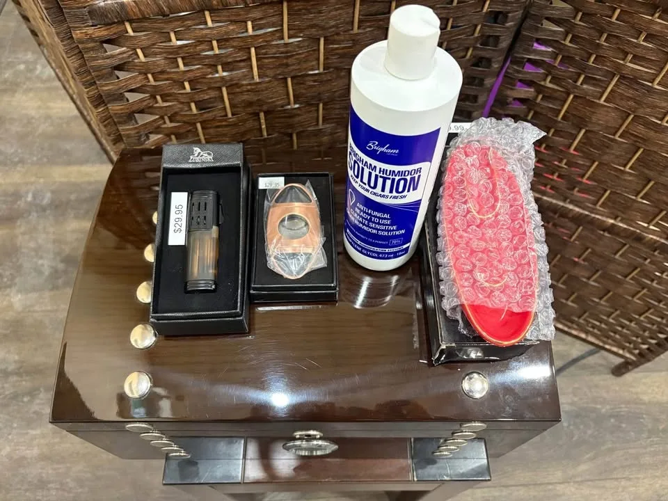 Cigar Accessory Bundle — NEW / UNOPENED image indicator(2)