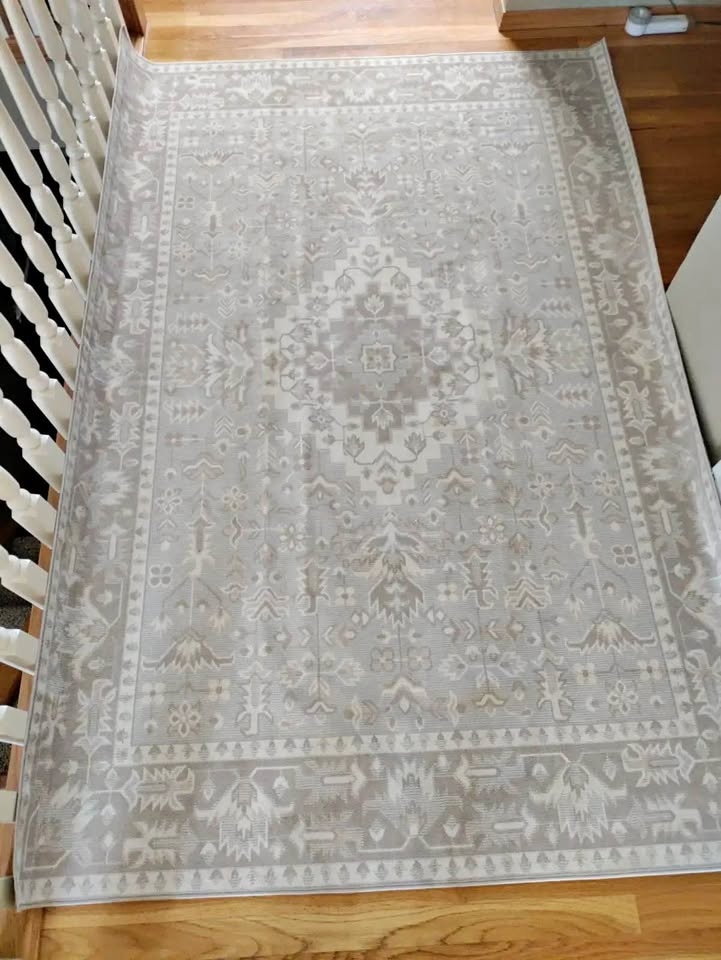 Riviera Home Rug 7.2 ft x 5 ft Light Neutral Pattern