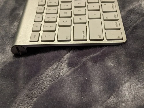 Apple A1314 Wireless Bluetooth Magic Keyboard - photo 2