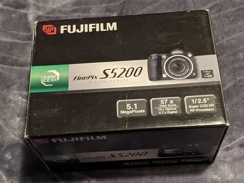 Fujifilm FinePix S5200 5.1MP Digital Camera - Black