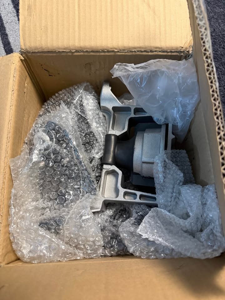 Engine Mount fits on Mazda [hidden information]L - photo 2