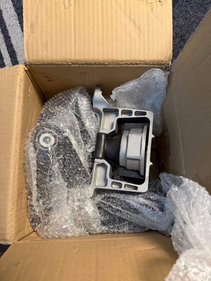 Engine Mount fits on Mazda [hidden information]L - photo 3