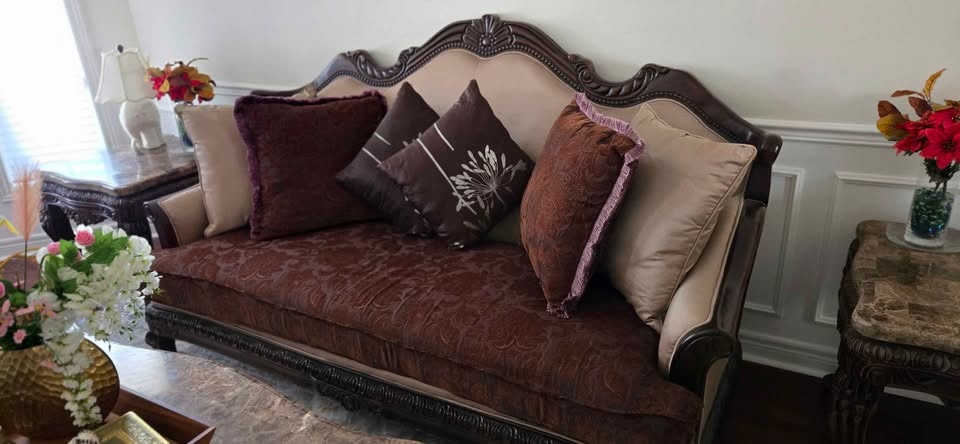 Susan - Sofa, Love Seat & Chair x 2 side Tables and Coffee Table - photo 4