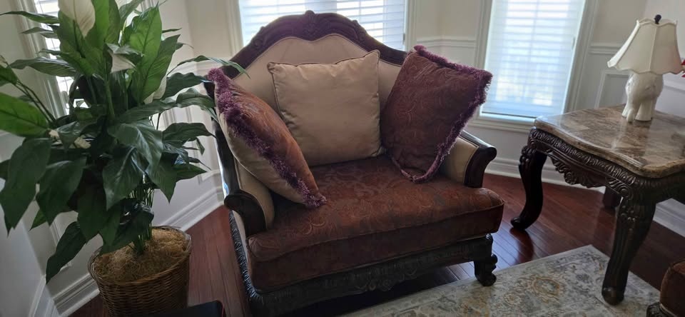 Susan - Sofa, Love Seat & Chair x 2 side Tables and Coffee Table - photo 5