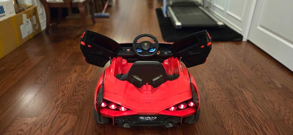 Kids Lamborghini Car w/Remote Control & Item Box - photo 4