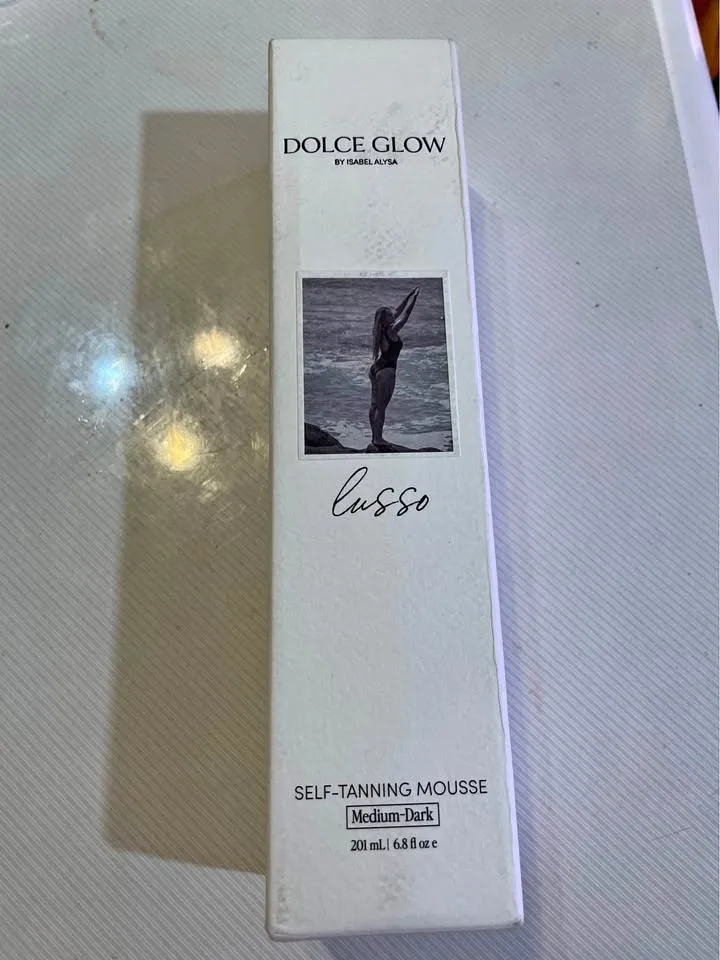 BNIB Self tanner Dolce glow self tanning mousse