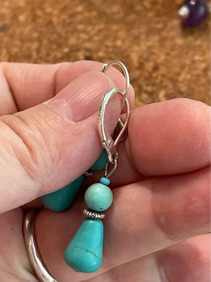 Turquoise color stone earrings with lever back ear wear - photo 3