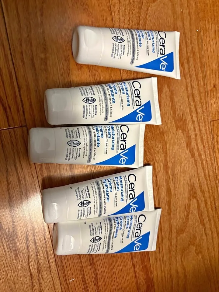 Cerave moisturizing cream 57g