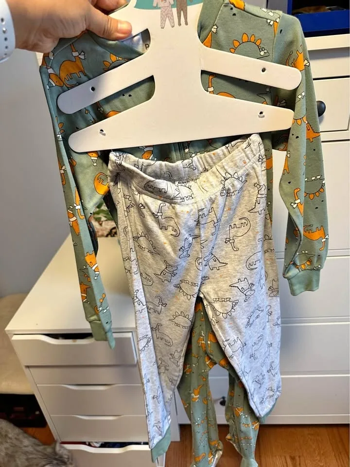 Size 4 boys sleepers 2 piece