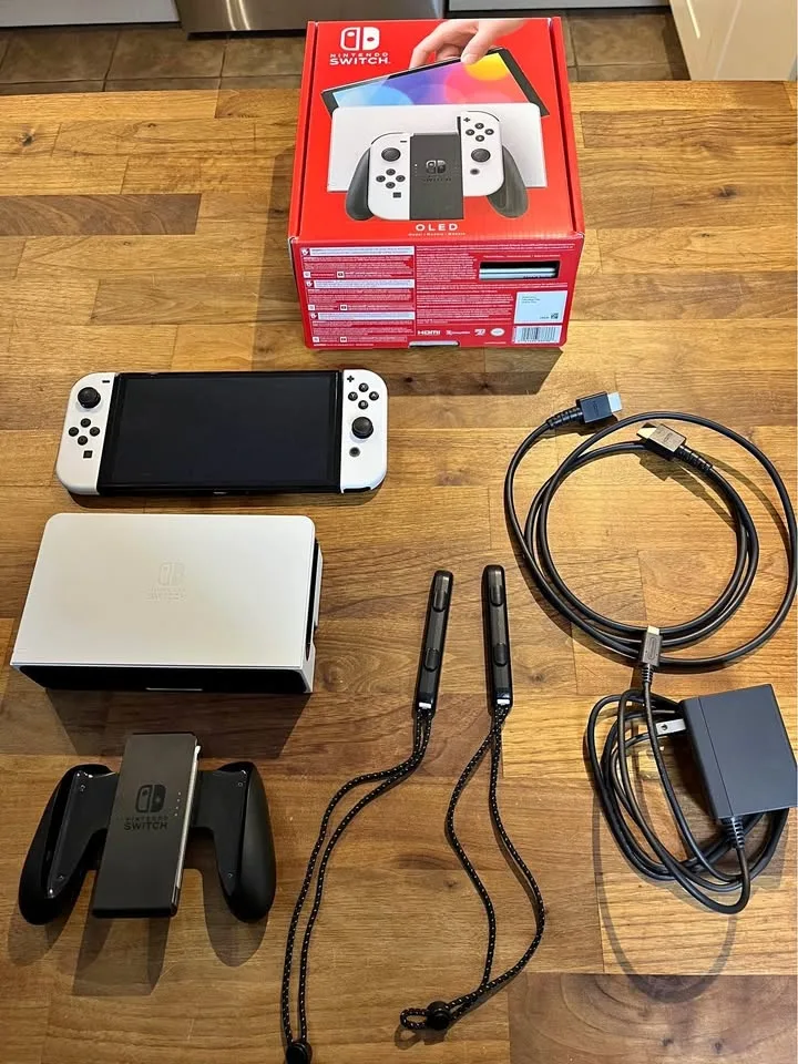 Nintendo Switch OLED + Accessories