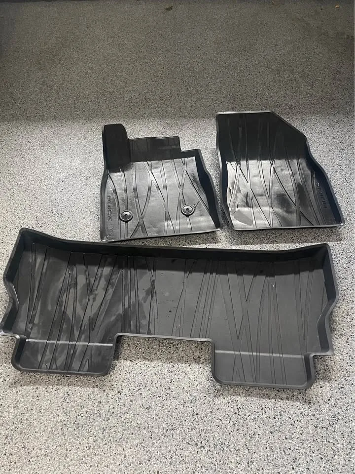Like New Buick Envistan All Season Mats image indicator(4)