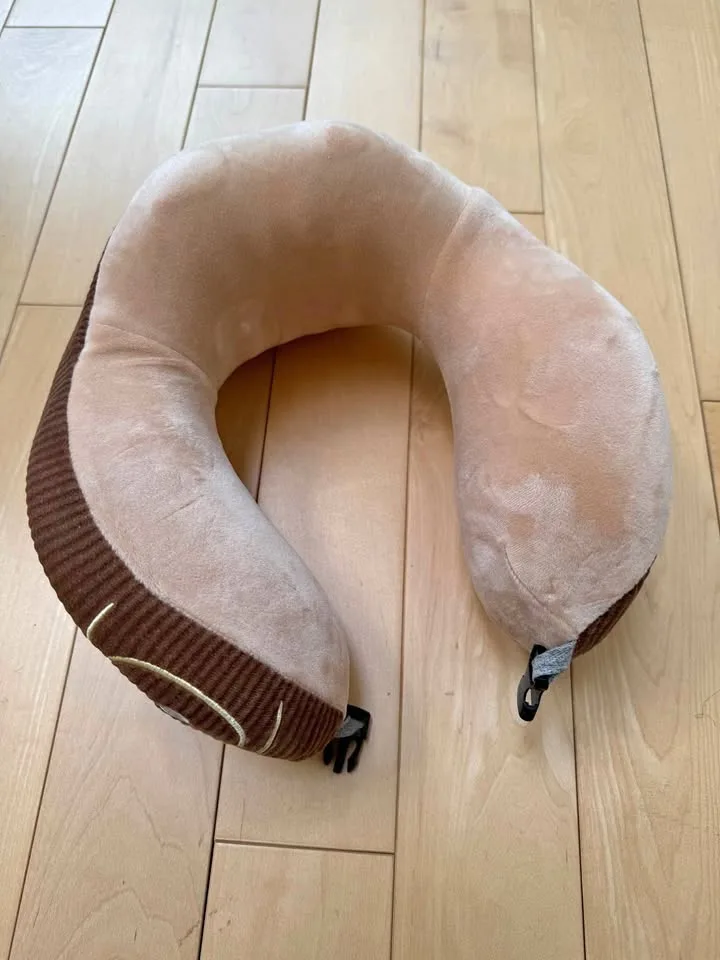 Cute Bear Brown Neck Pillow thumbnail