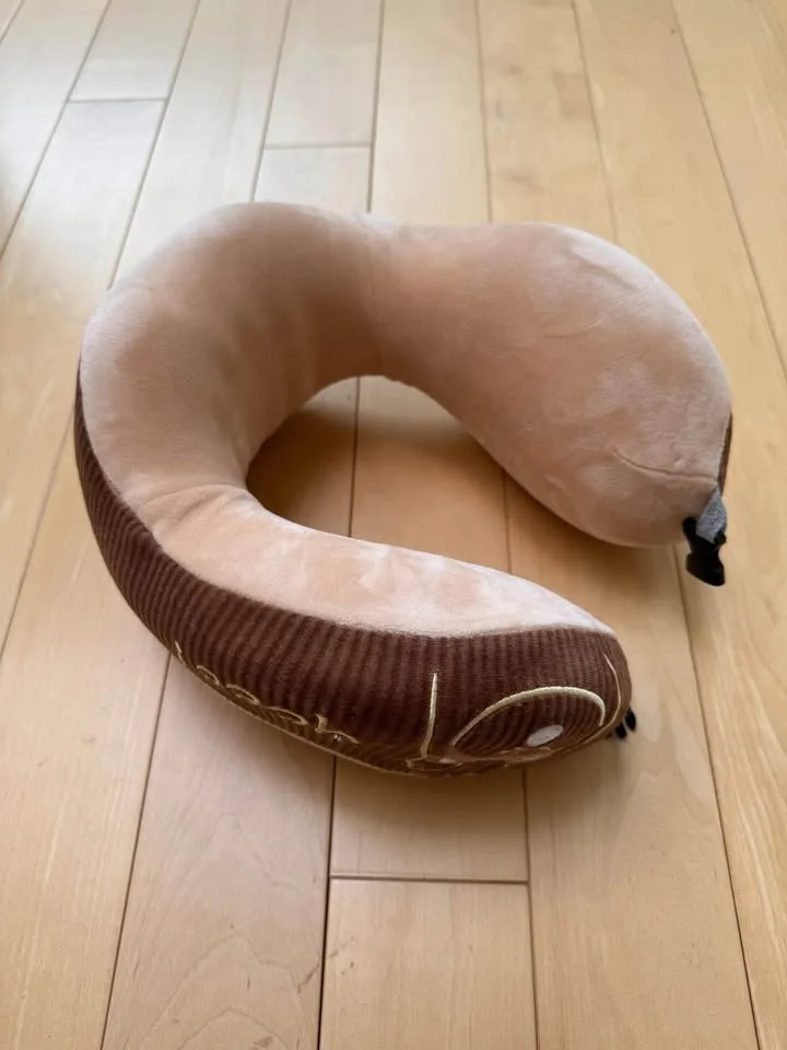 Cute Bear Brown Neck Pillow image indicator(3)