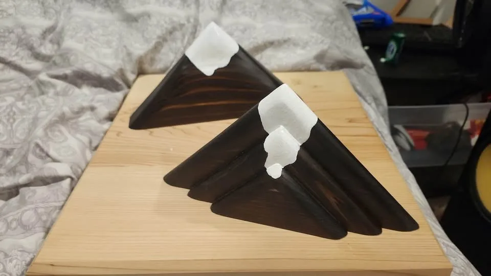 Handmade Wood-Burned Phone Stand — Dreamcatcher Design image indicator(2)