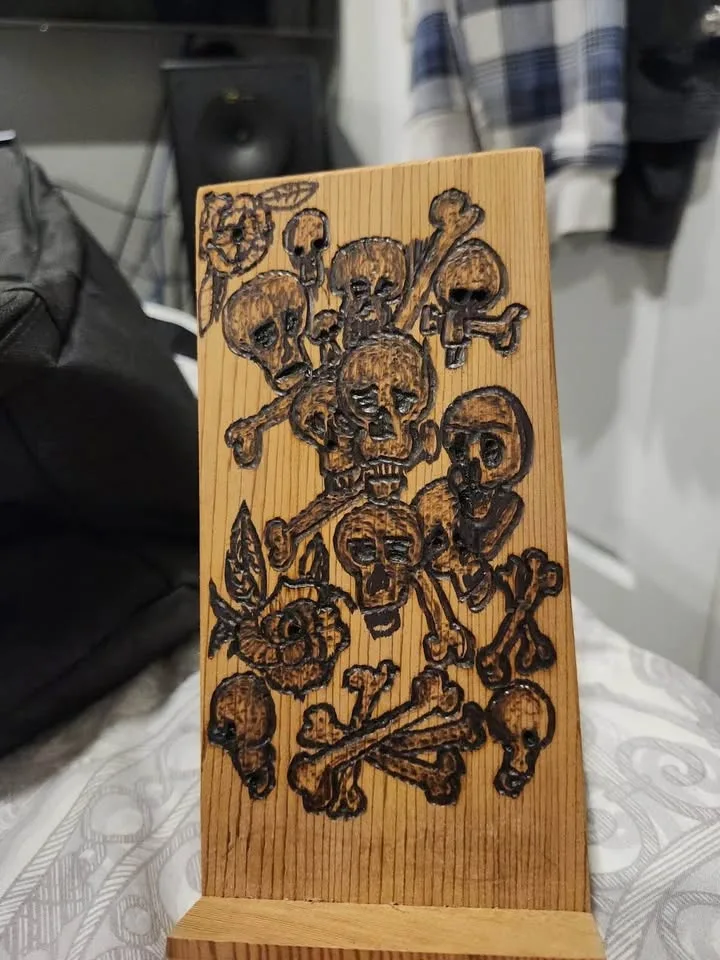 Handmade Wood-Burned Phone Stand — Dreamcatcher Design image indicator(4)