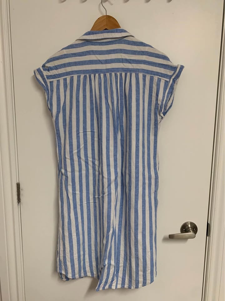 Old Navy Blue & White Stripe Vacation Dress - Size S/Small - photo 3