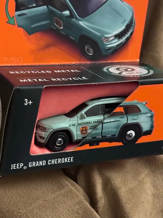 Matchbox Jeep Grand Cherokee image indicator(3)